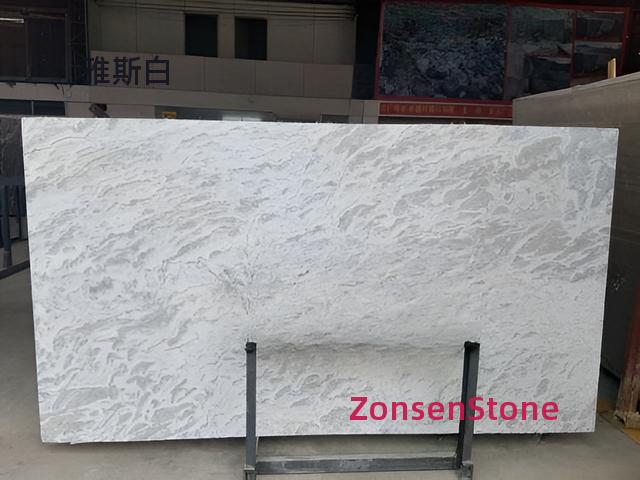 雅斯白