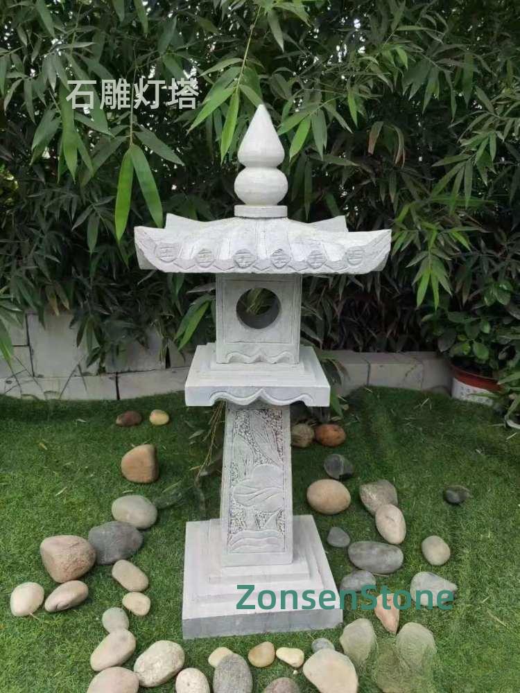 石雕灯塔