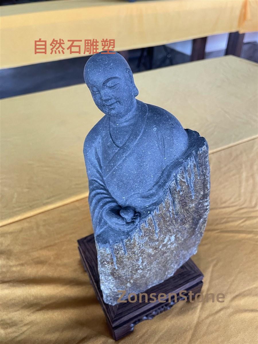 自然石雕塑