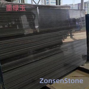墨绿玉