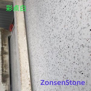彩点白